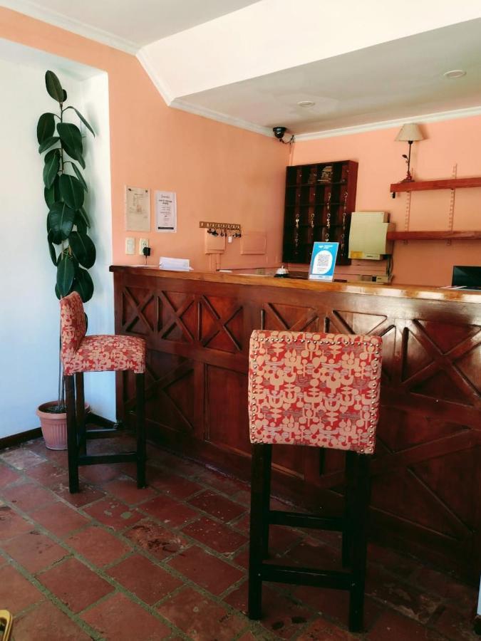 エスケル Pinto Terrazaホステル エクステリア 写真